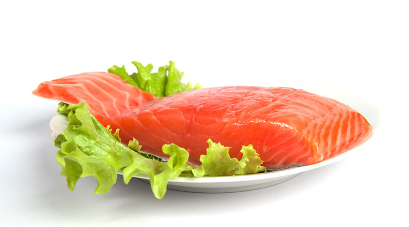 7 лучших продуктов питания для бодибилдинга - филе лосося